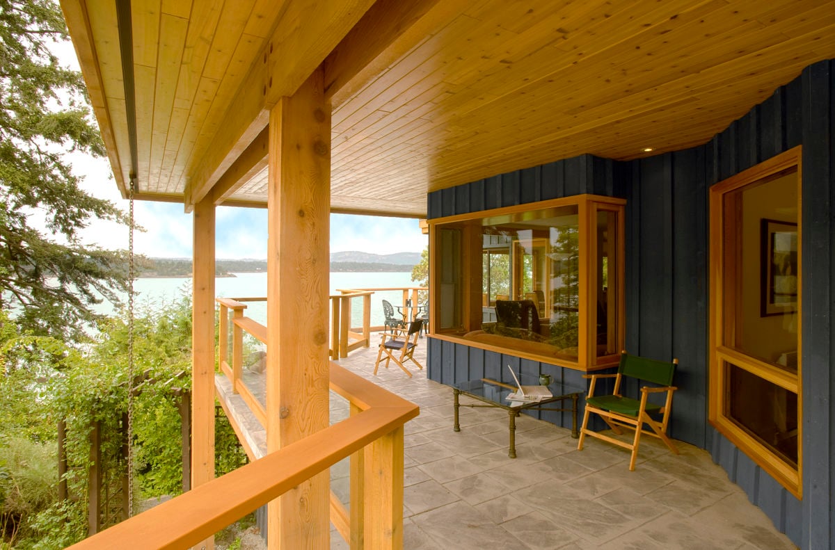 outdoor deck on Crawford House with ocean view